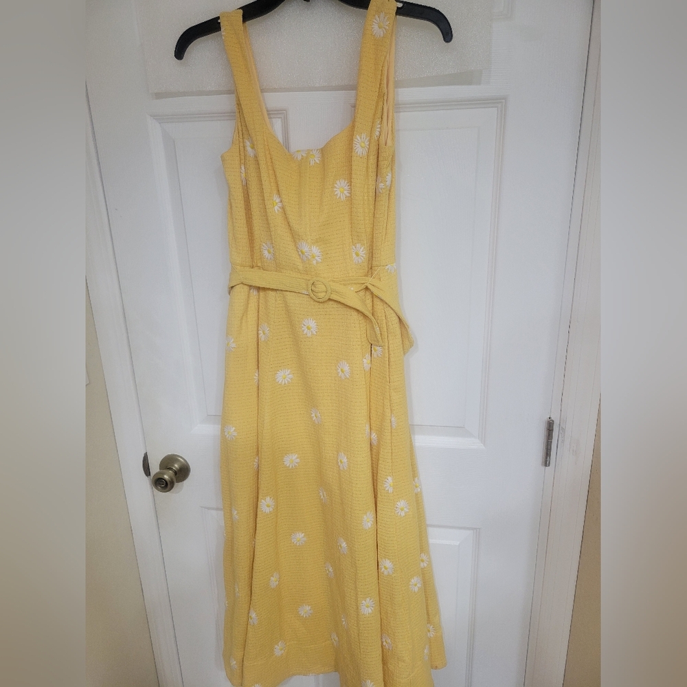 NWT belted yellow midi dress